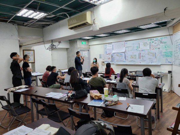 8295.jpg (204.03 KiB) 被瀏覽 2388 次 8295.jpg