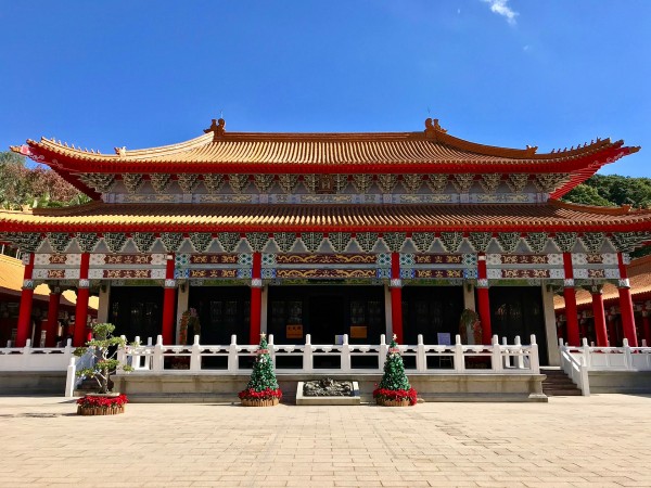 1920px-桃園孔子廟大成殿.jpg